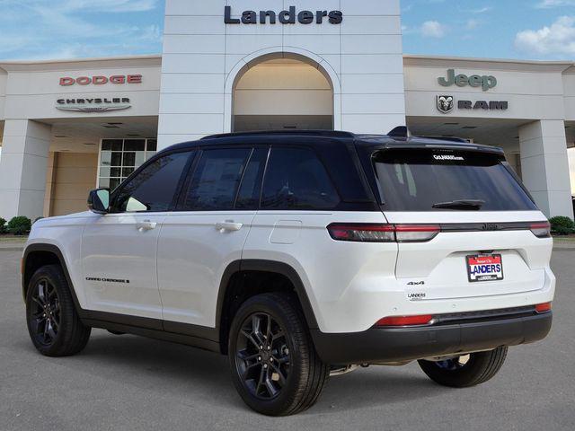 new 2025 Jeep Grand Cherokee car, priced at $50,390