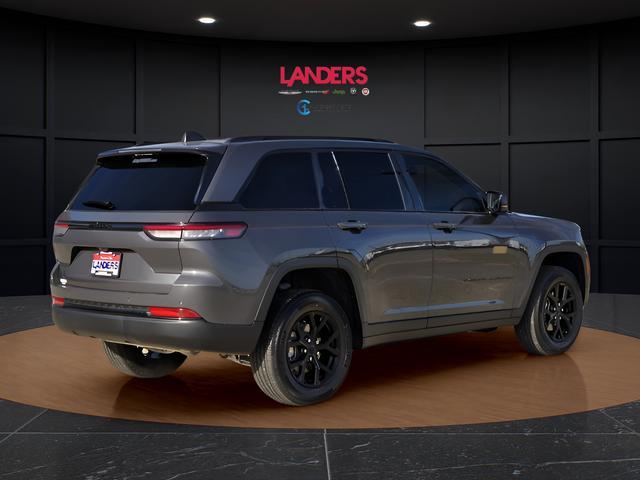 new 2025 Jeep Grand Cherokee car, priced at $41,055