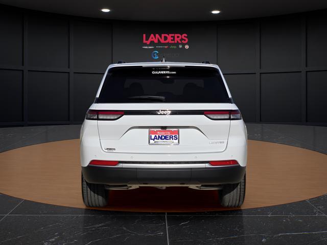 new 2026 Jeep Grand Cherokee car, priced at $39,390