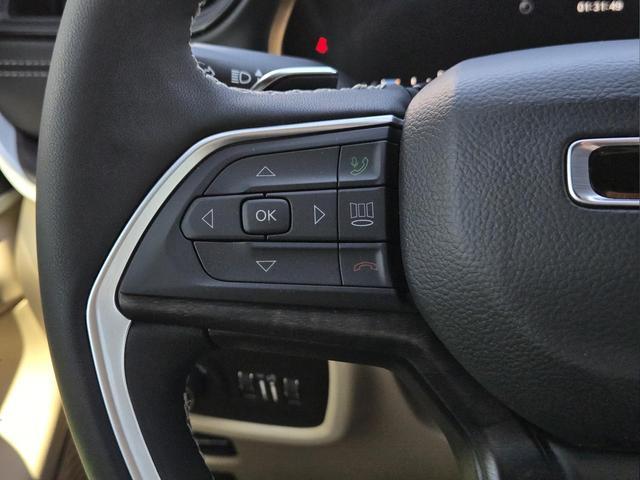 new 2026 Jeep Grand Cherokee car, priced at $43,905