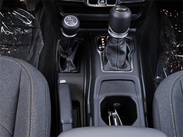 new 2025 Jeep Wrangler car, priced at $41,675