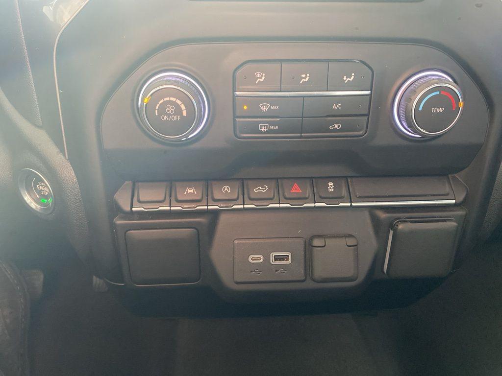 used 2022 Chevrolet Silverado 1500 car, priced at $30,999