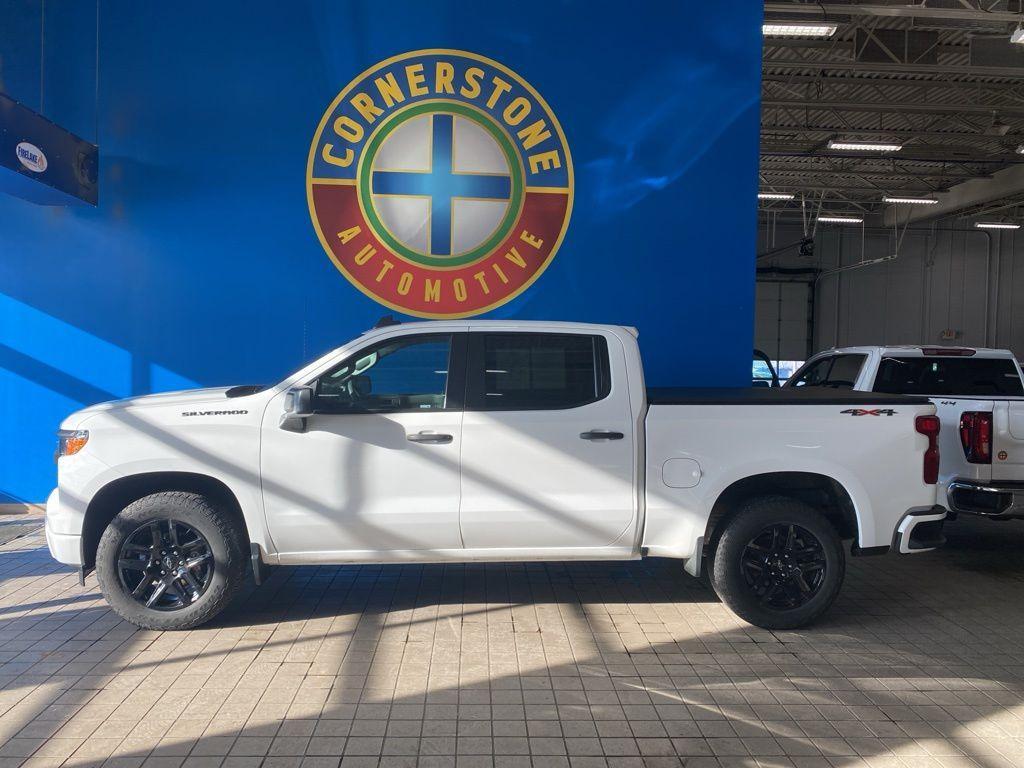 used 2022 Chevrolet Silverado 1500 car, priced at $30,999