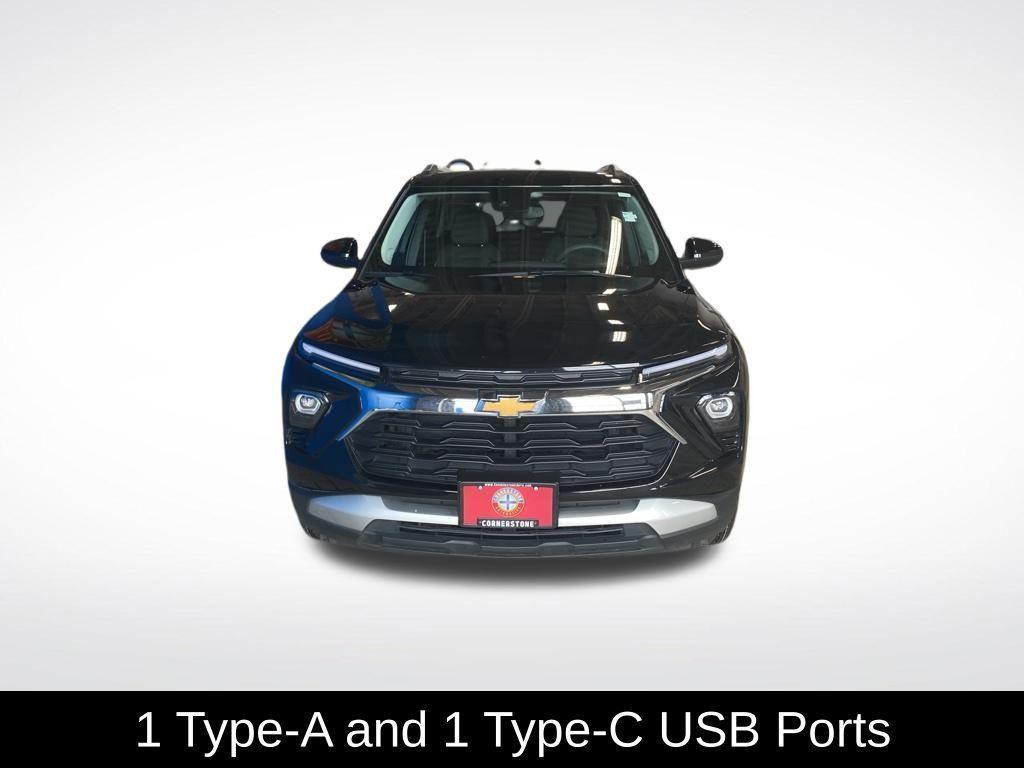 used 2025 Chevrolet TrailBlazer car, priced at $21,962