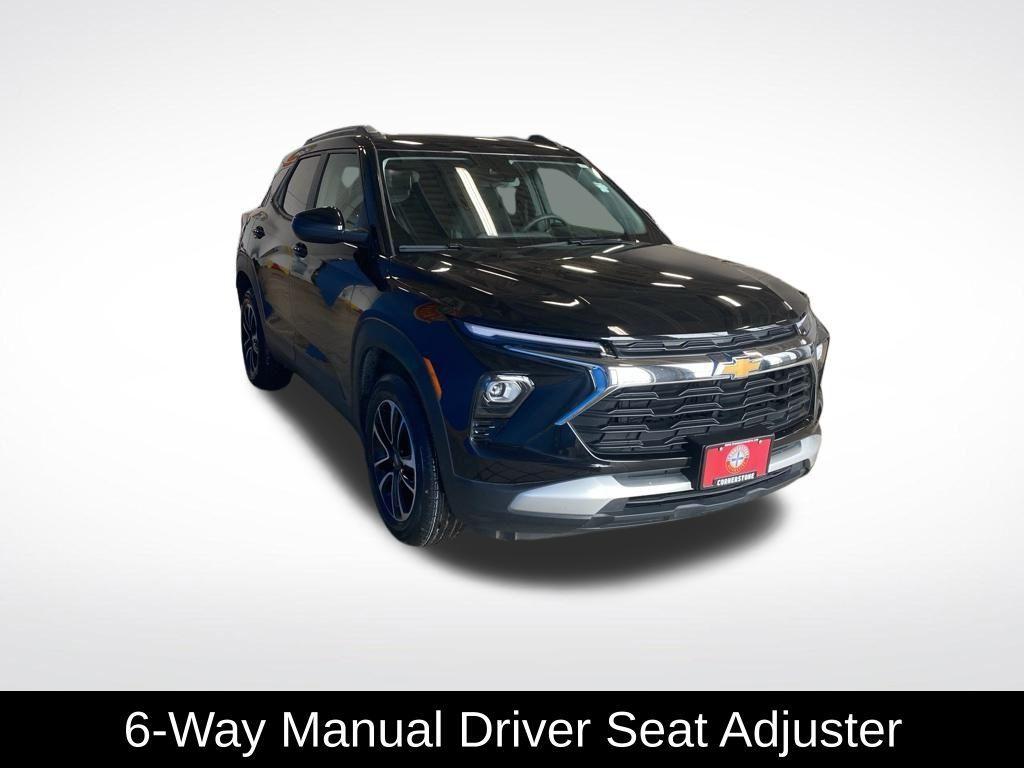 used 2025 Chevrolet TrailBlazer car, priced at $21,962