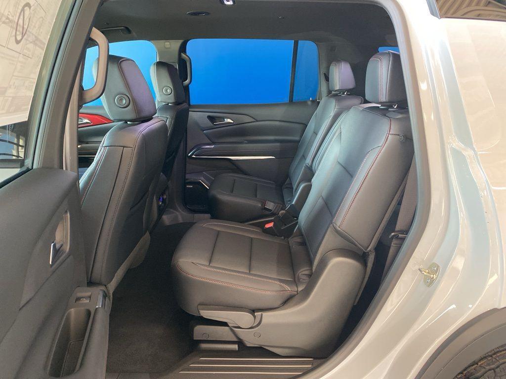 new 2026 Chevrolet Traverse car, priced at $49,967