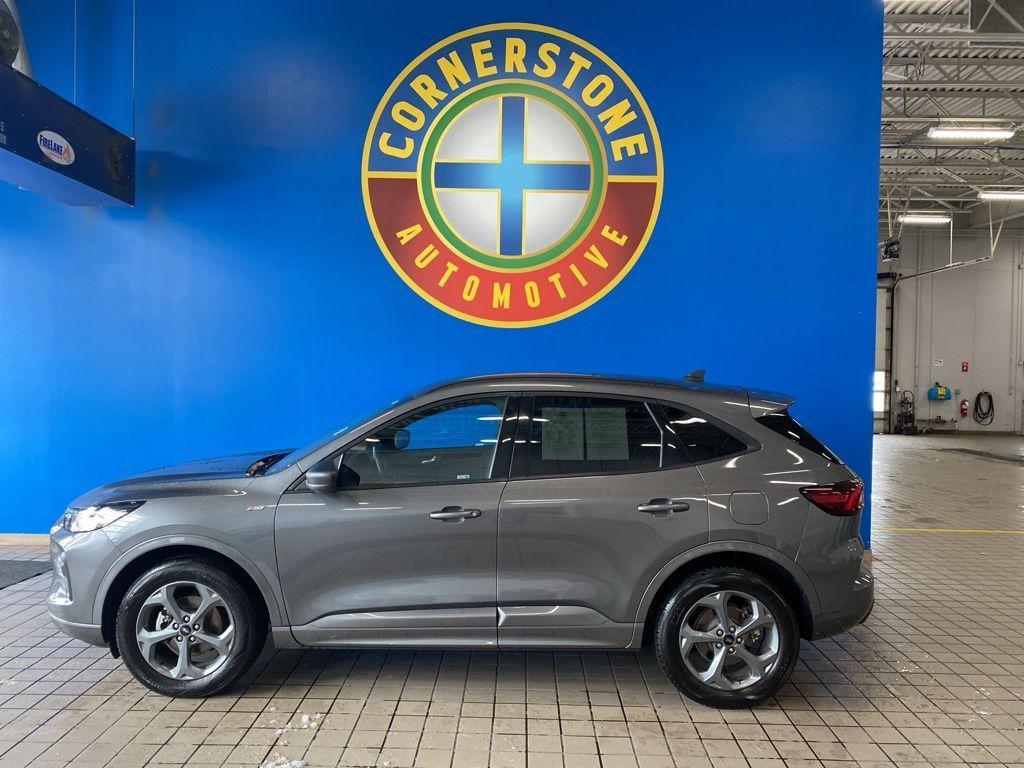 used 2023 Ford Escape car, priced at $20,774