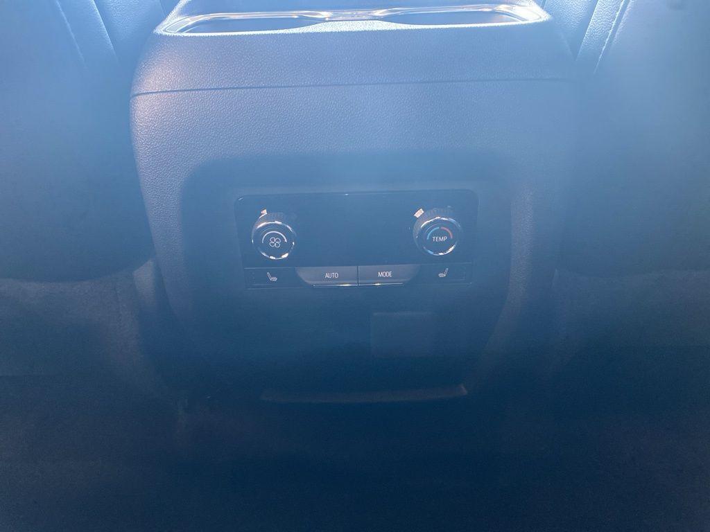 new 2026 Chevrolet Traverse car, priced at $53,667