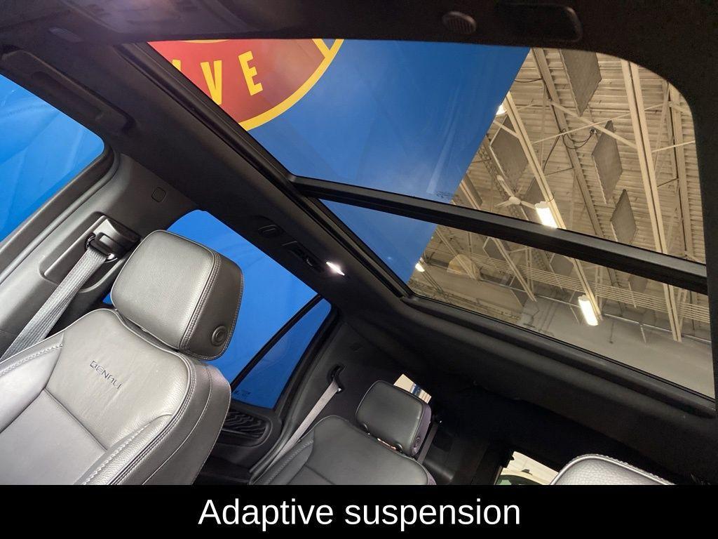 used 2023 GMC Yukon car, priced at $61,374