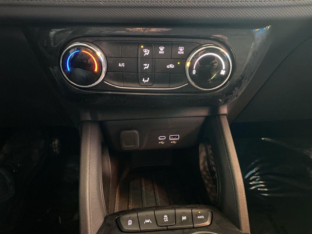 used 2025 Chevrolet TrailBlazer car, priced at $23,497