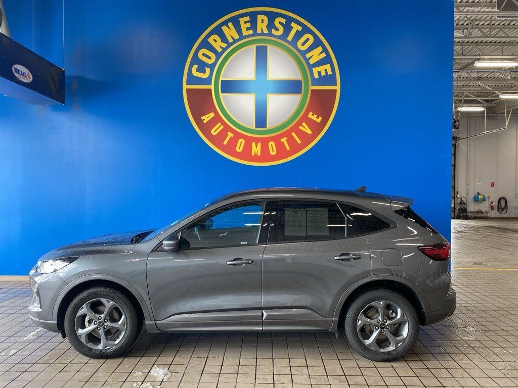 used 2023 Ford Escape car, priced at $20,774