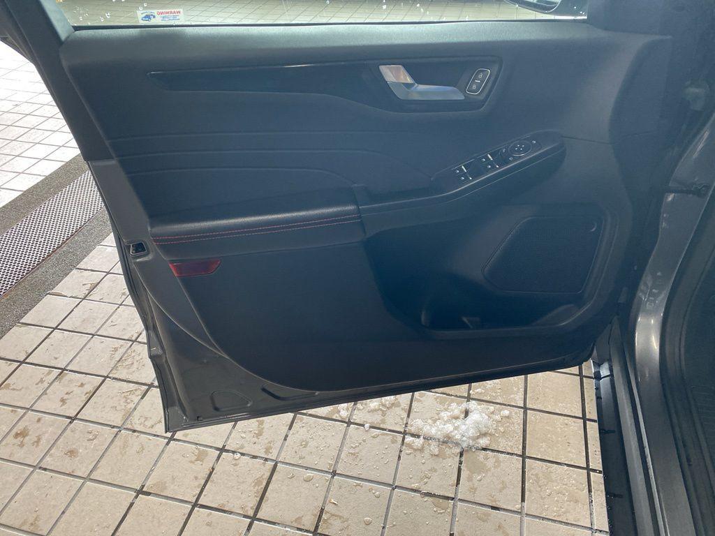 used 2023 Ford Escape car, priced at $20,774