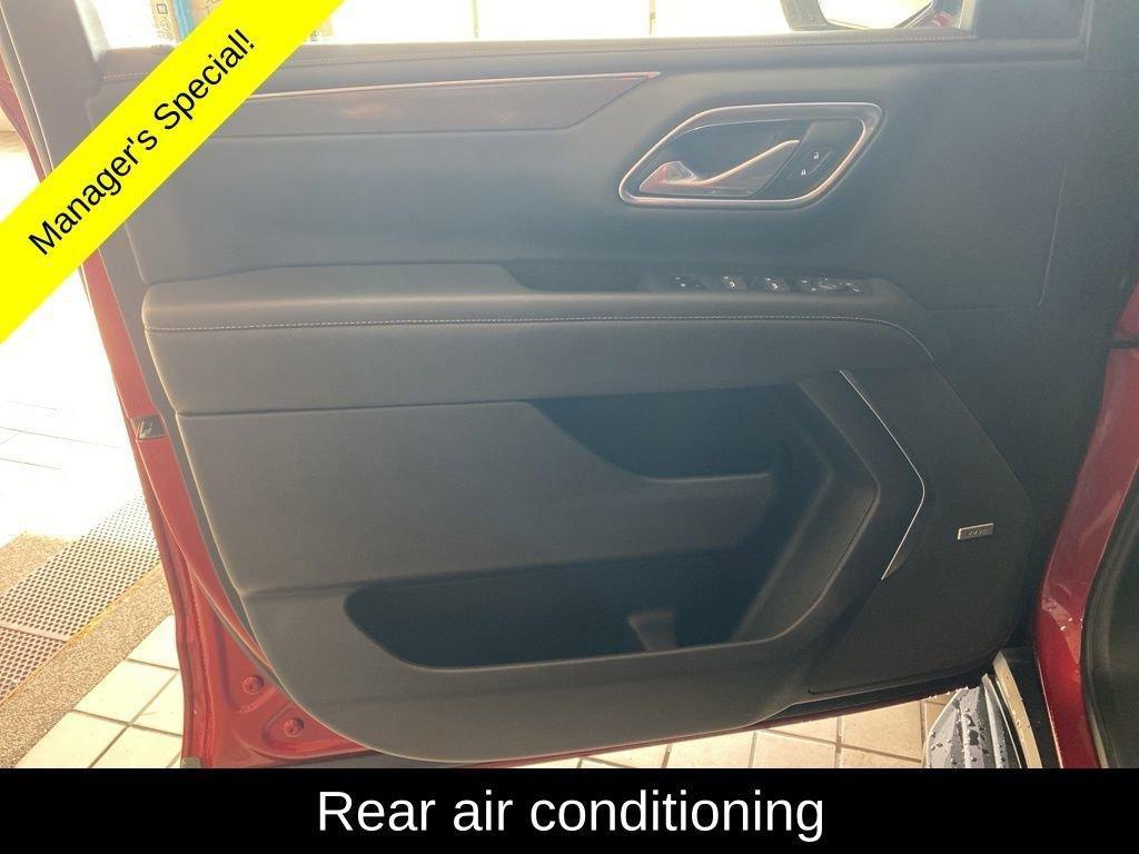 used 2024 GMC Yukon car, priced at $57,398