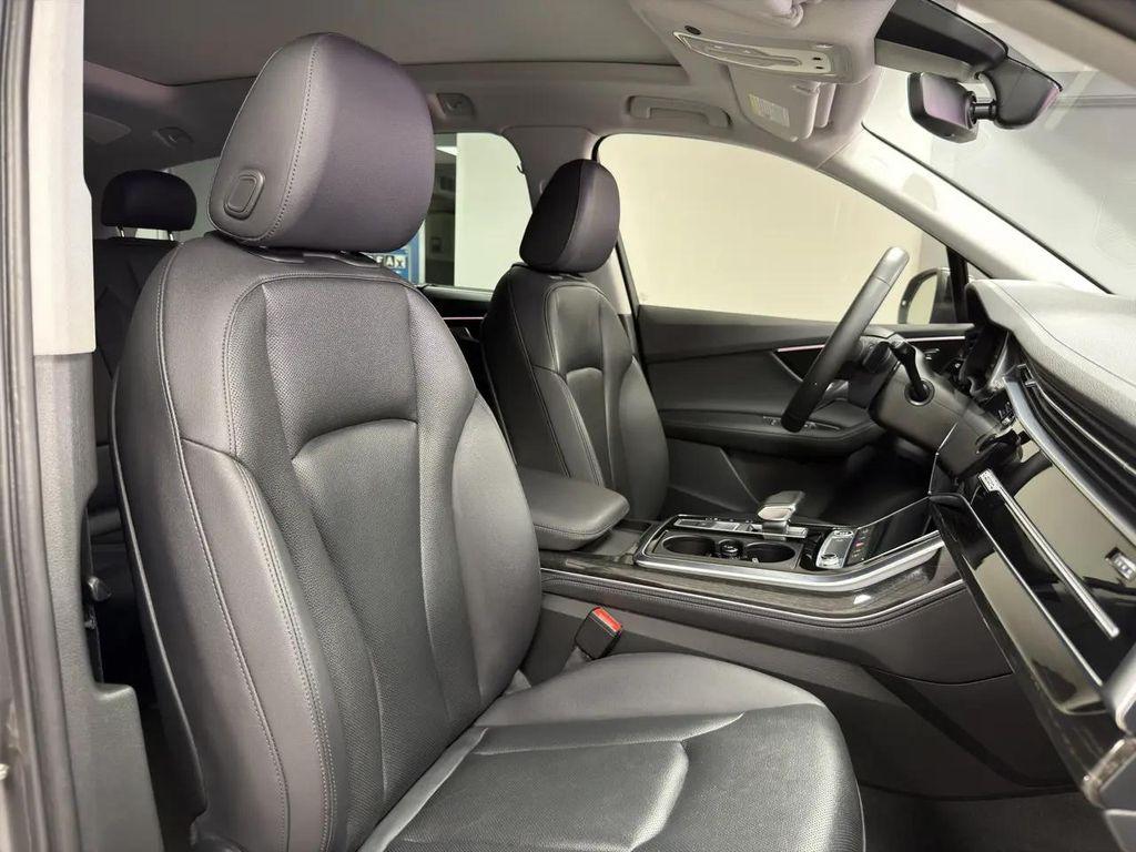 used 2023 Audi Q7 car, priced at $32,272