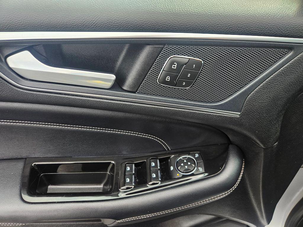 used 2018 Ford Edge car, priced at $16,961