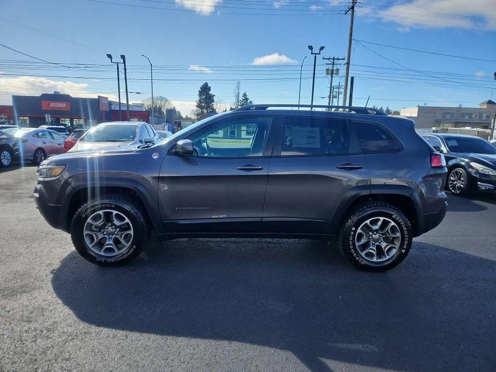 used 2020 Jeep Cherokee car, priced at $21,912