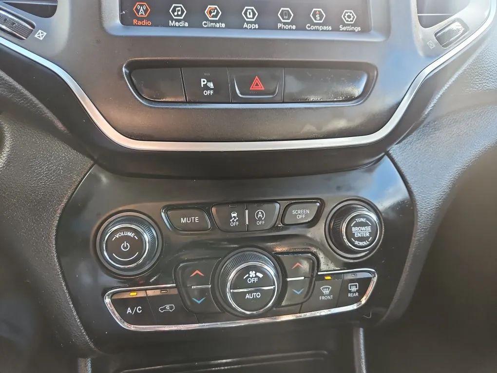 used 2020 Jeep Cherokee car, priced at $21,912