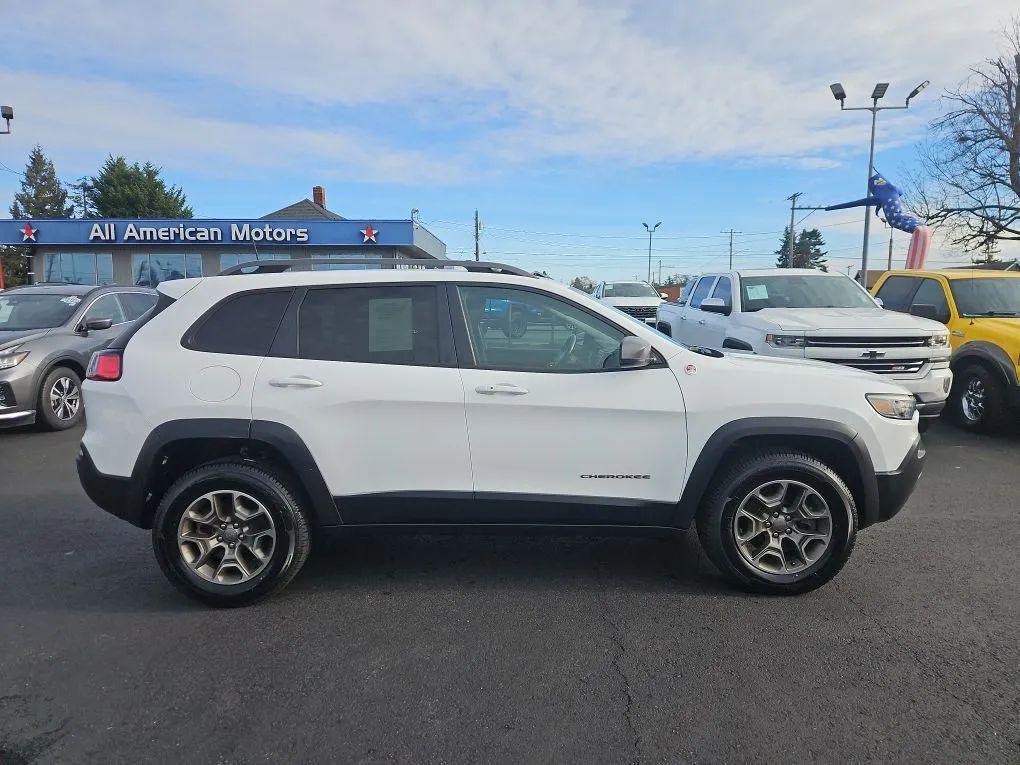 used 2020 Jeep Cherokee car, priced at $21,912