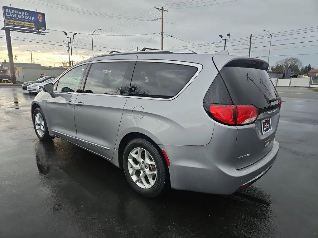 used 2020 Chrysler Pacifica car, priced at $18,981