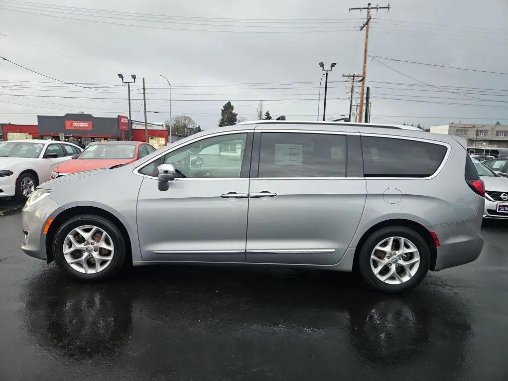 used 2020 Chrysler Pacifica car, priced at $18,981