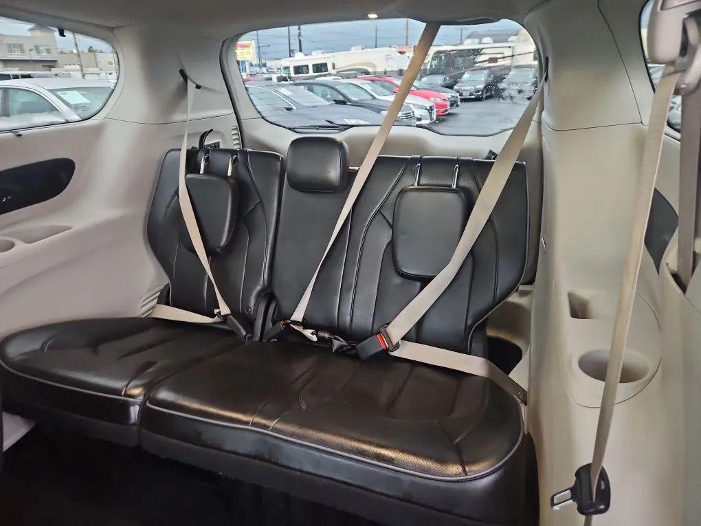 used 2020 Chrysler Pacifica car, priced at $18,981