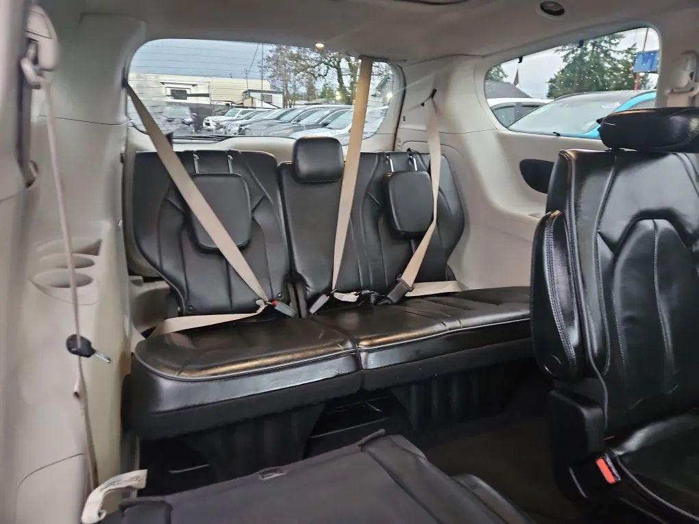 used 2020 Chrysler Pacifica car, priced at $18,981