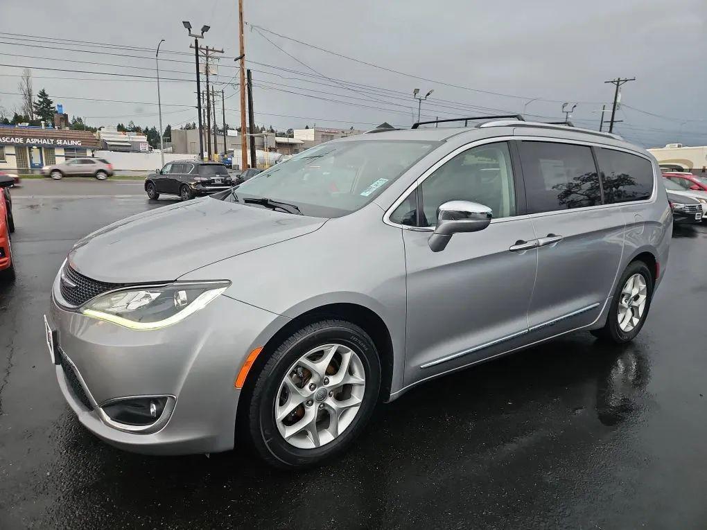 used 2020 Chrysler Pacifica car, priced at $18,981