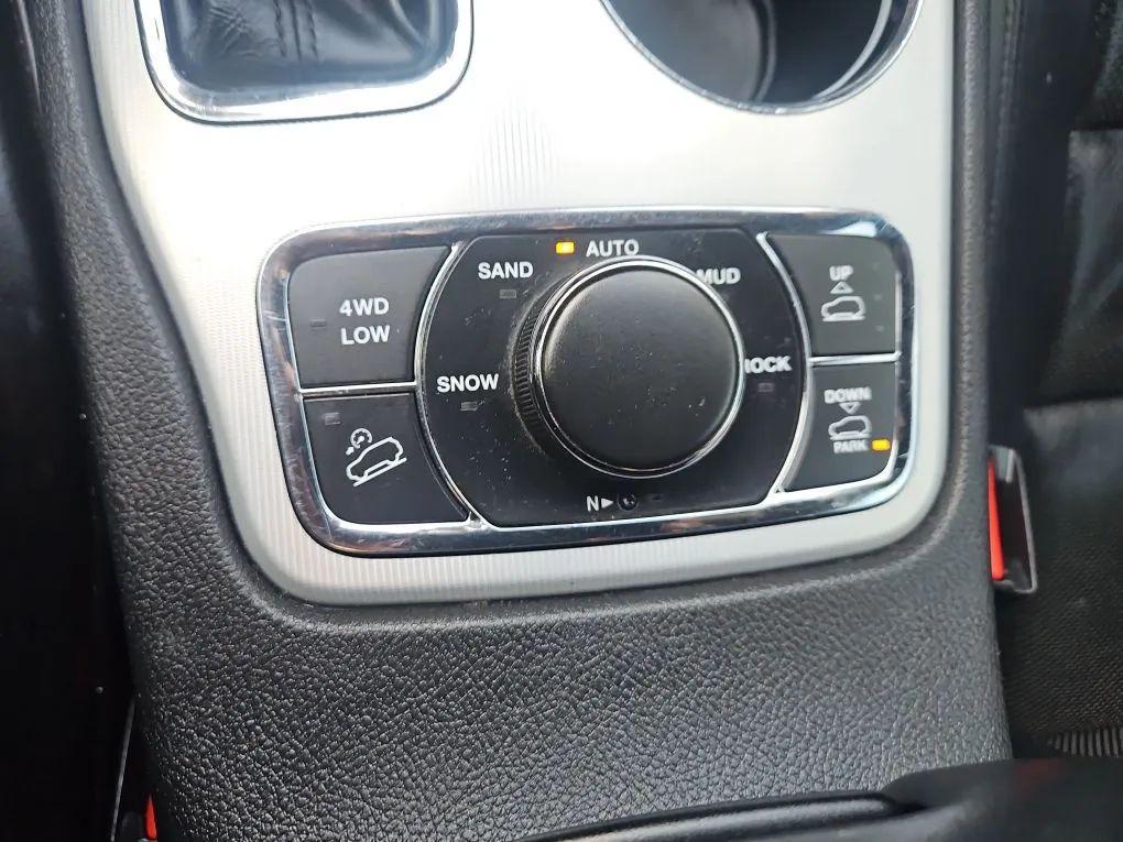 used 2018 Jeep Grand Cherokee car, priced at $19,977