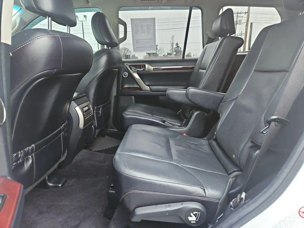 used 2017 Lexus GX 460 car, priced at $27,972