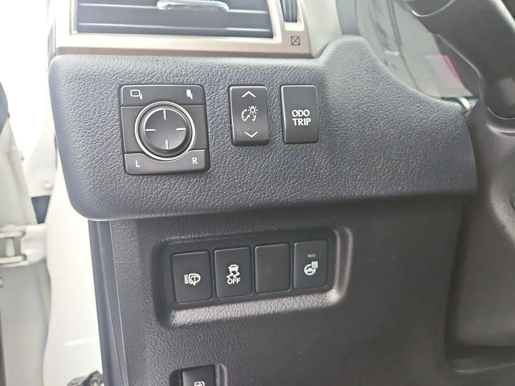 used 2017 Lexus GX 460 car, priced at $27,972