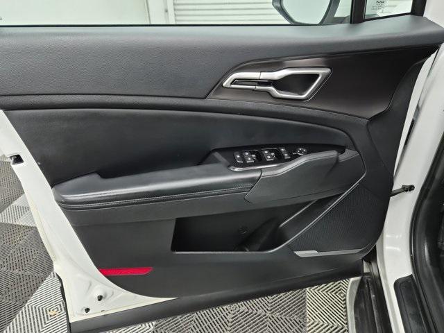 used 2023 Kia Sportage Hybrid car, priced at $23,990