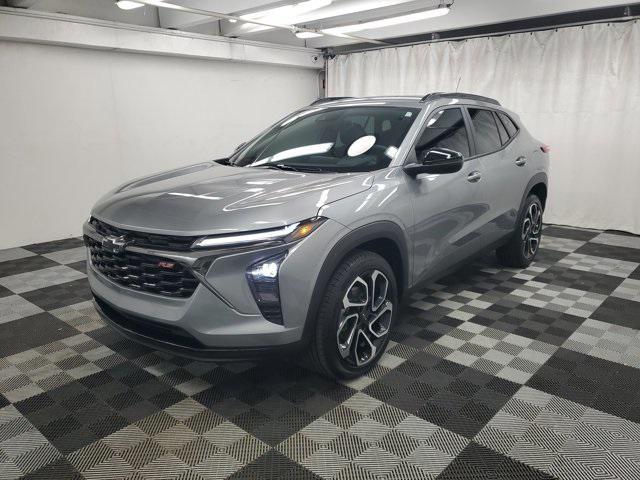 used 2025 Chevrolet Trax car, priced at $24,390