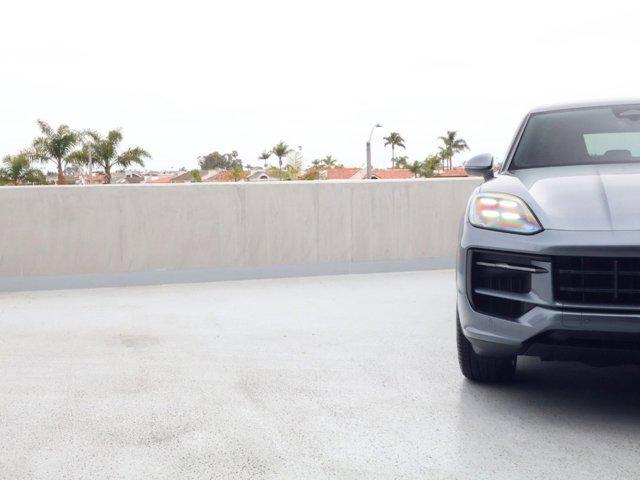 new 2026 Porsche Cayenne car, priced at $117,895