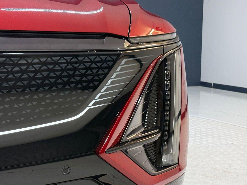 new 2025 Cadillac LYRIQ car, priced at $71,360