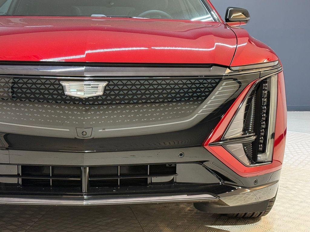 new 2025 Cadillac LYRIQ car, priced at $71,360