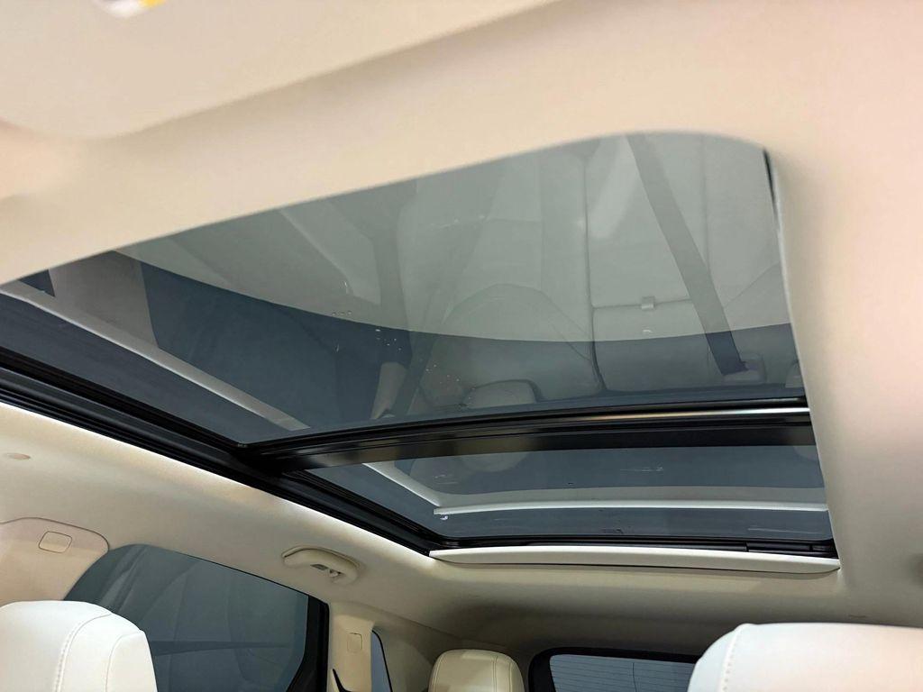 new 2026 Cadillac XT5 car, priced at $61,229