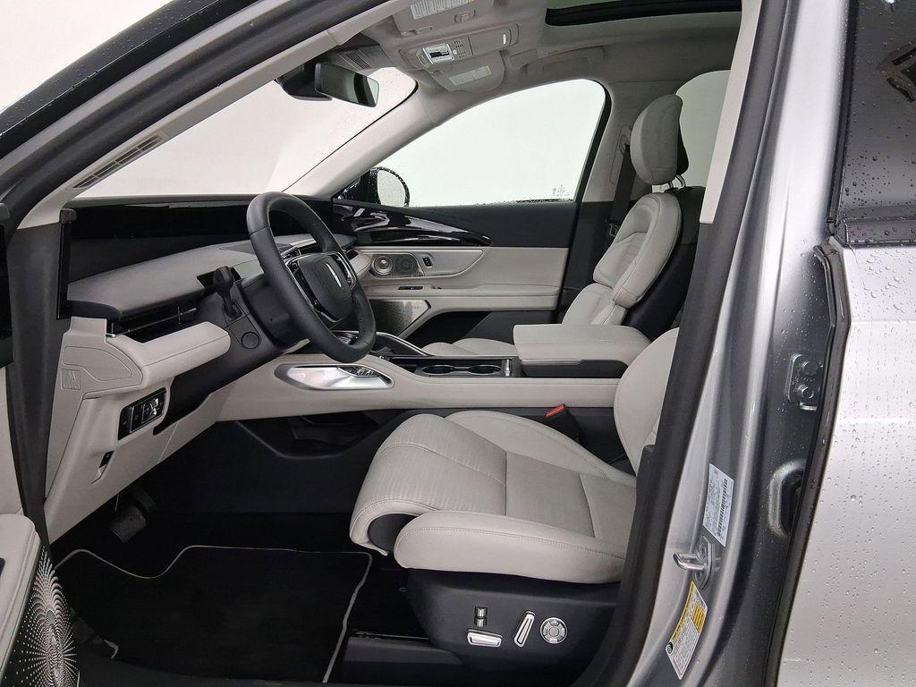 used 2026 Lincoln Nautilus car, priced at $56,994