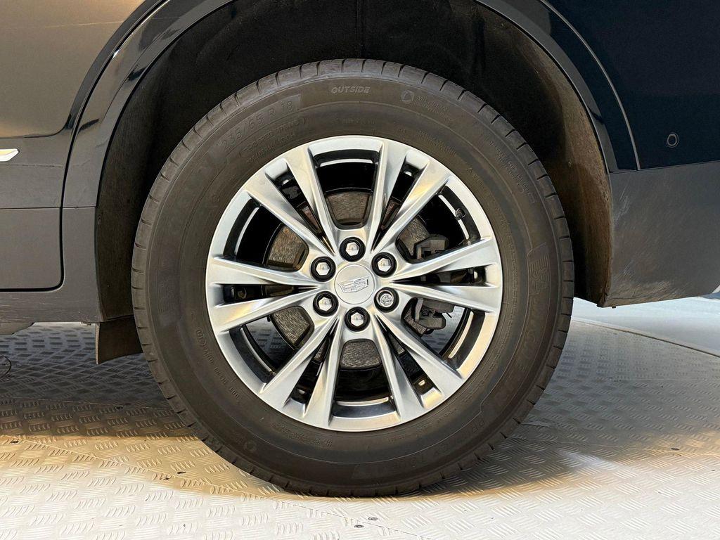 used 2022 Cadillac XT5 car, priced at $32,498