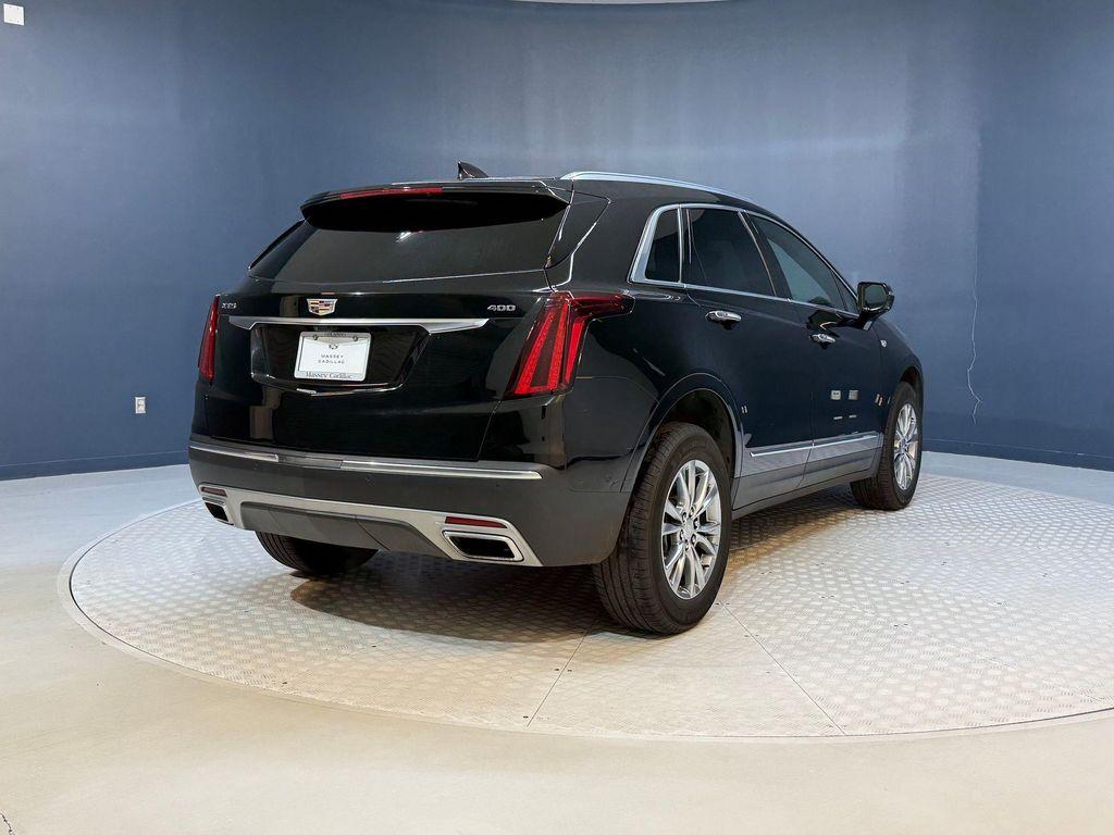 used 2022 Cadillac XT5 car, priced at $32,498