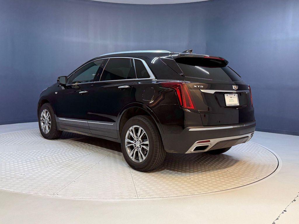 used 2022 Cadillac XT5 car, priced at $32,498