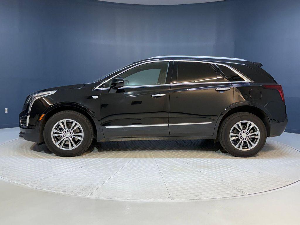 used 2022 Cadillac XT5 car, priced at $32,498