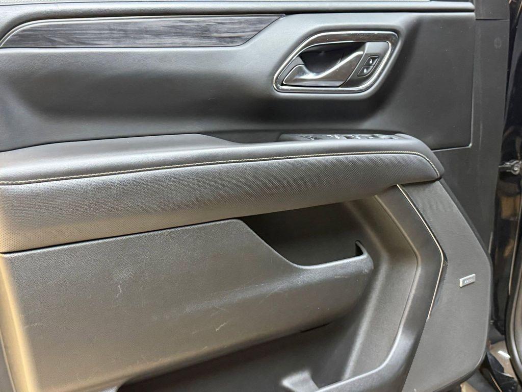used 2022 GMC Yukon XL car, priced at $21,996