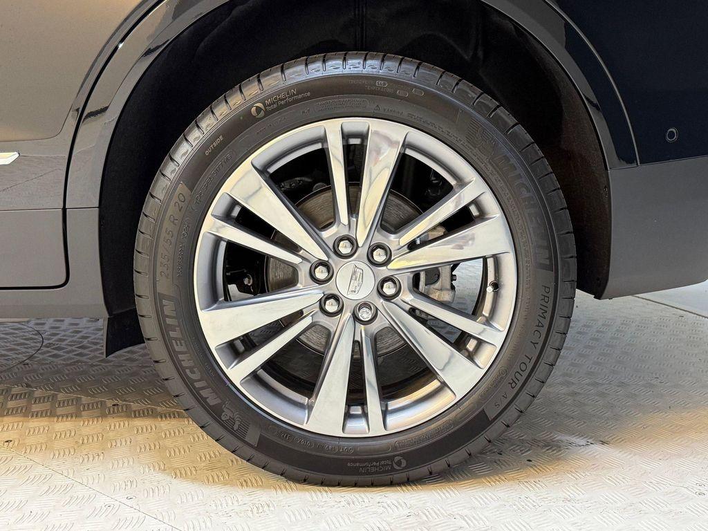 new 2026 Cadillac XT5 car, priced at $59,390