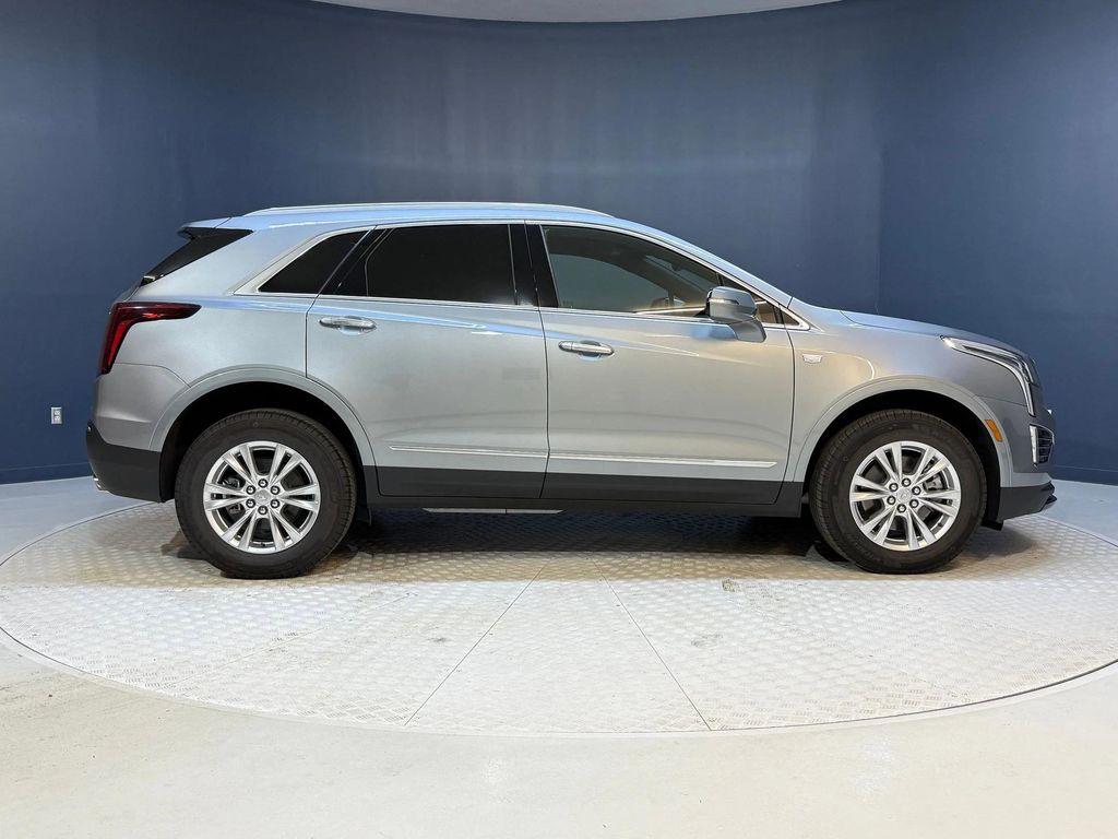 new 2025 Cadillac XT5 car, priced at $46,215