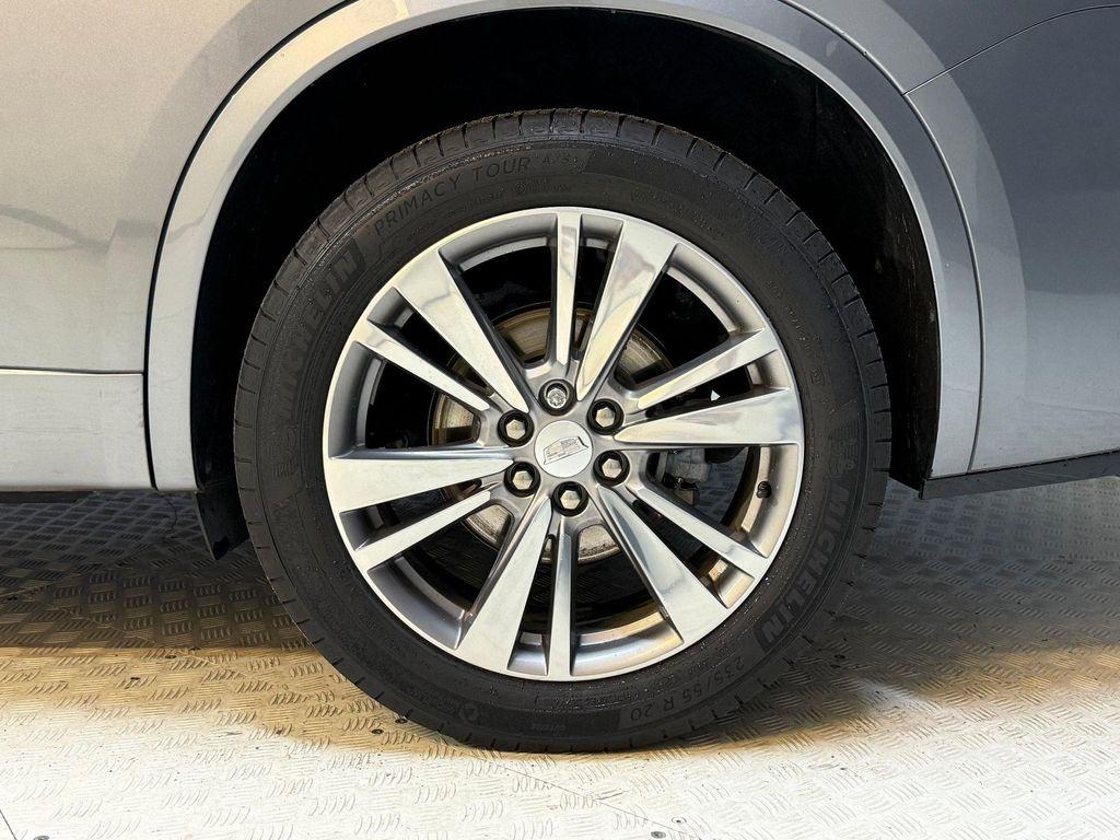 used 2021 Cadillac XT6 car, priced at $27,499