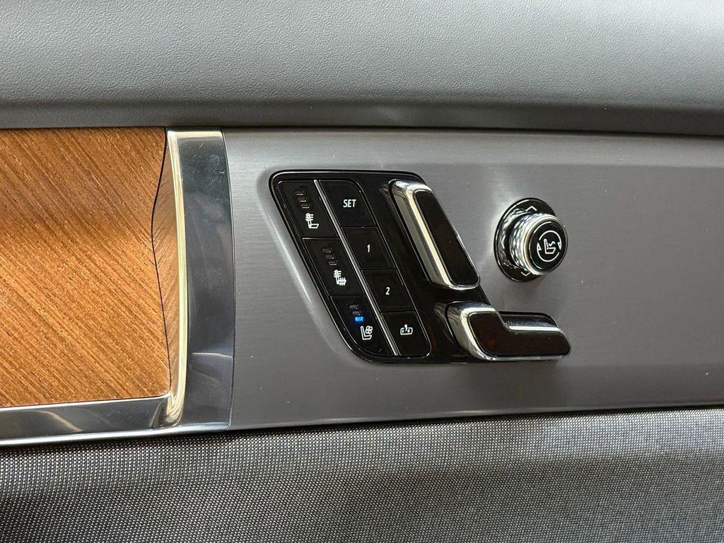 new 2026 Cadillac VISTIQ car, priced at $94,715