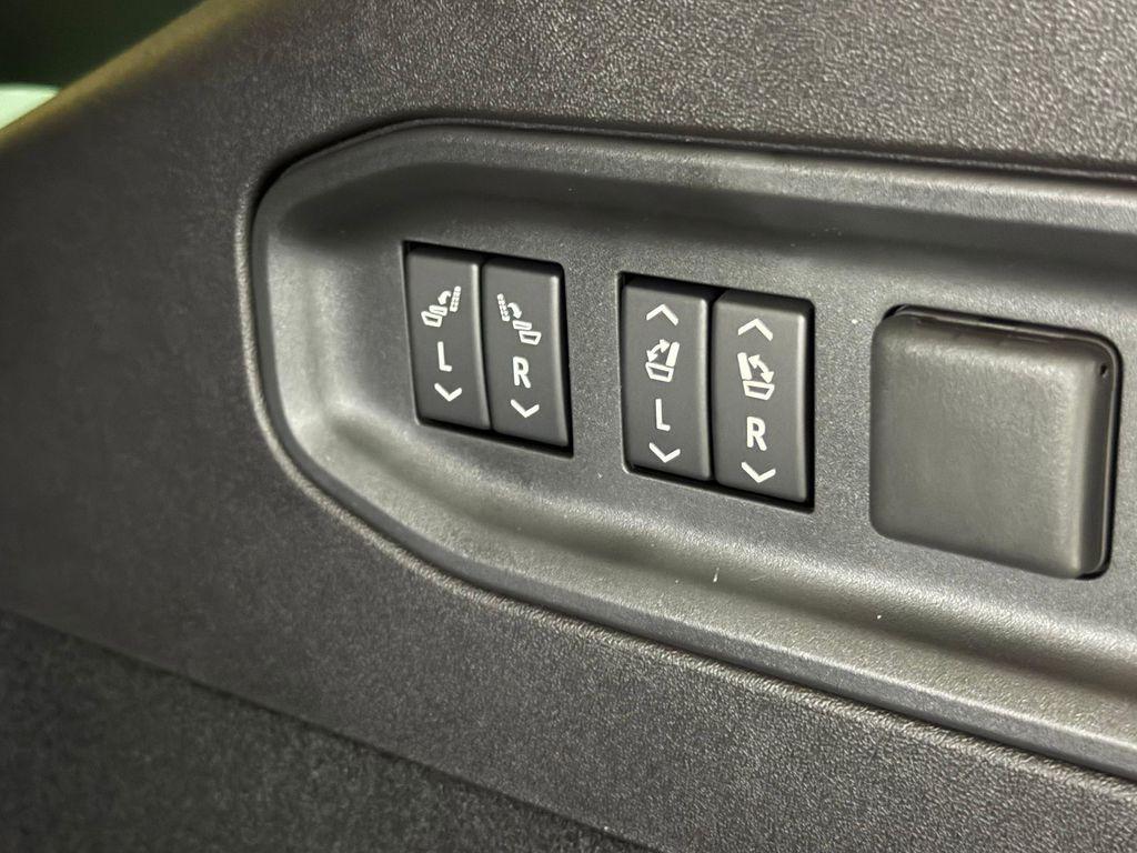 new 2026 Cadillac VISTIQ car, priced at $81,290