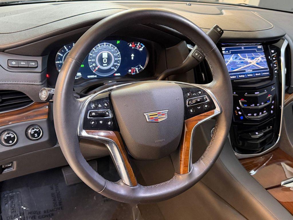 used 2020 Cadillac Escalade ESV car, priced at $30,997