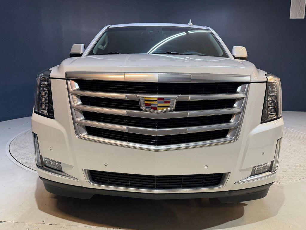 used 2018 Cadillac Escalade car, priced at $25,997