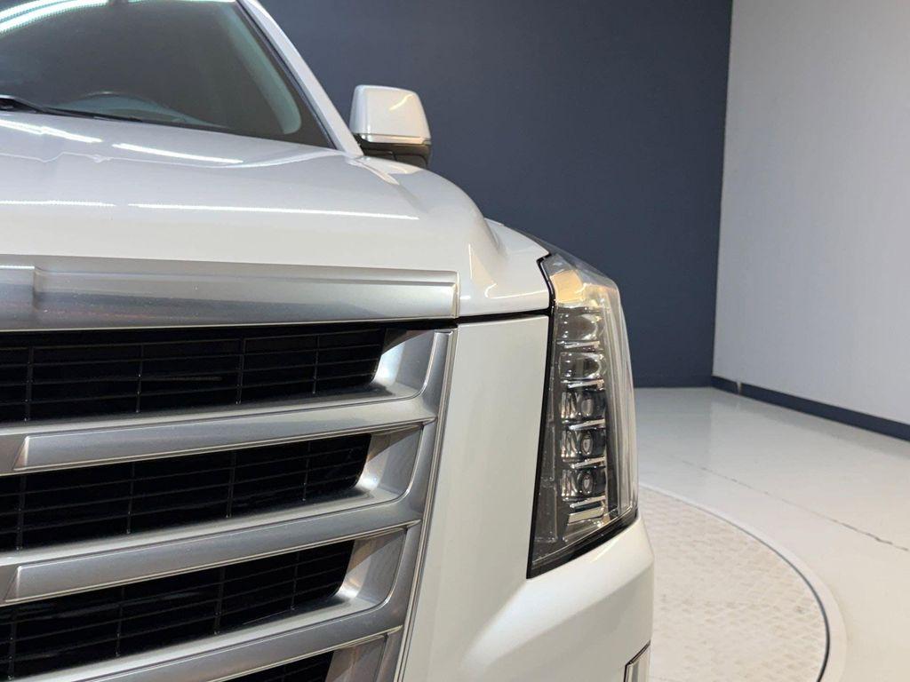 used 2018 Cadillac Escalade car, priced at $25,997